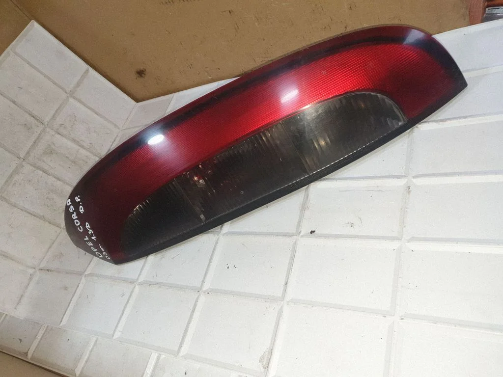 Rear/tail lights 09114337