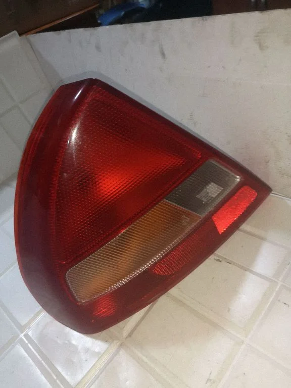 Rear/tail lights 0431682