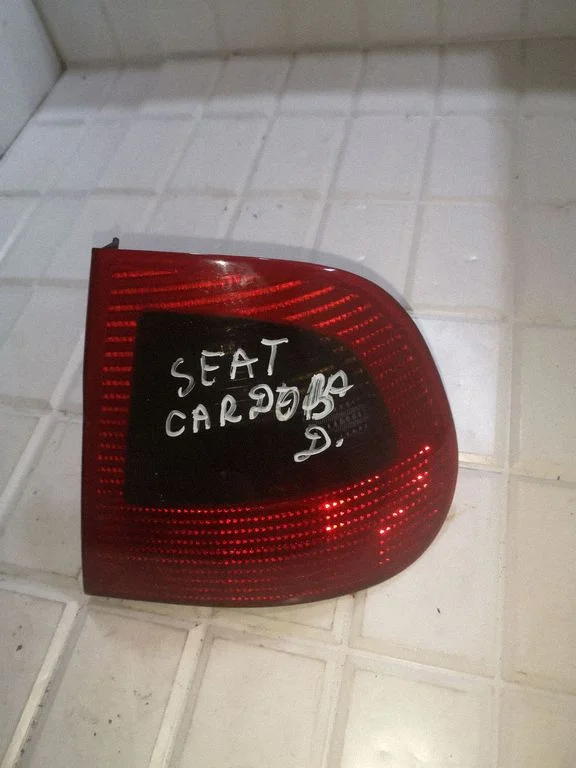 Rear/tail lights – Seat Cordoba (6K) (1999-2002)
