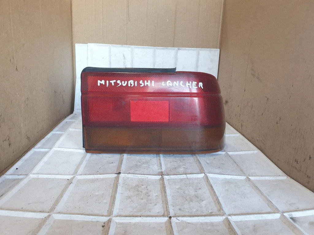 Rear/tail lights 0438560