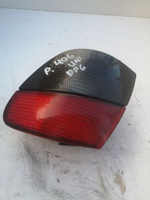 Rear/tail lights – Peugeot 406 (1996-1999)