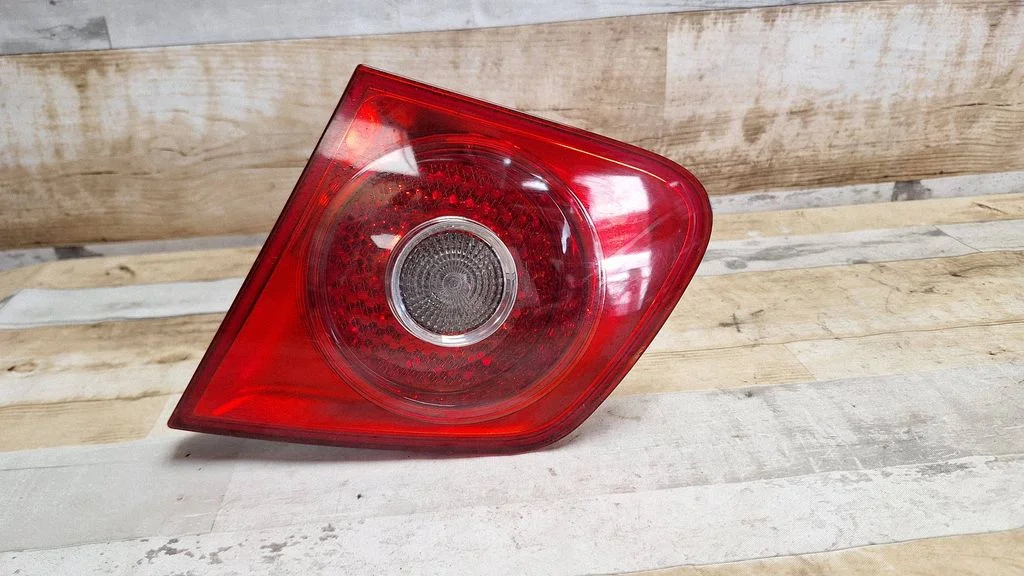 Tailgate rear/tail lights 1K5945094J