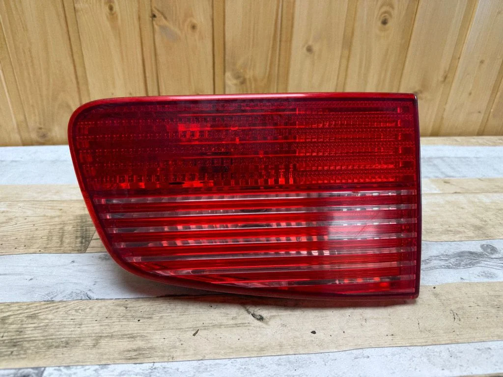 Tailgate rear/tail lights 12755793