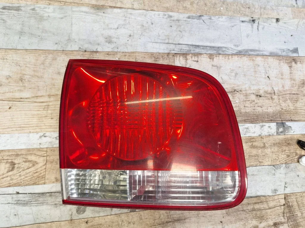 Tailgate rear/tail lights 28269003