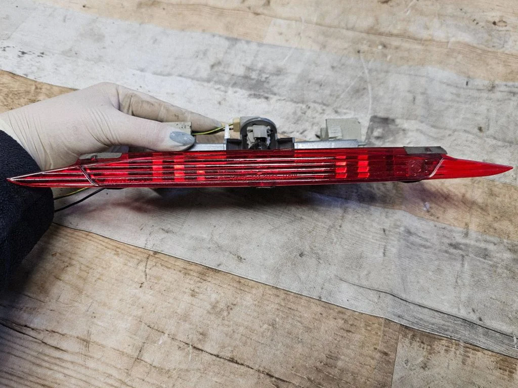 Tailgate rear/tail lights 28661981