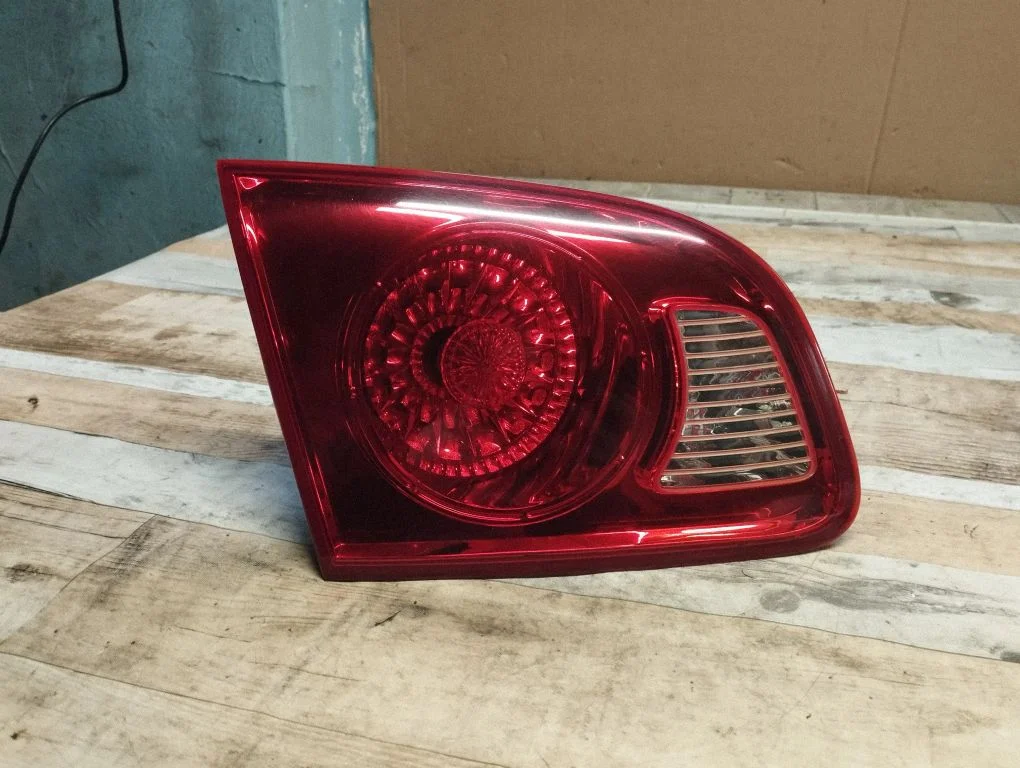 Tailgate rear/tail lights 924052B000
