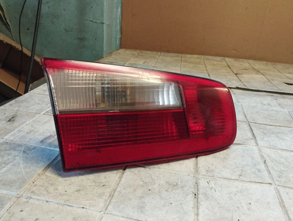 Tailgate rear/tail lights 8200002475