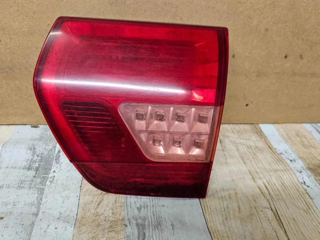 Tailgate rear/tail lights 9671811380