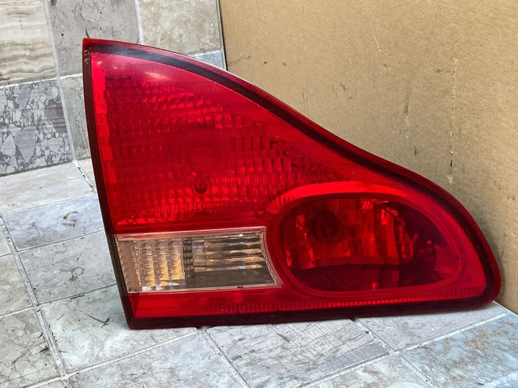Tagatuli luugil – Toyota Avensis Verso (2001-2009)