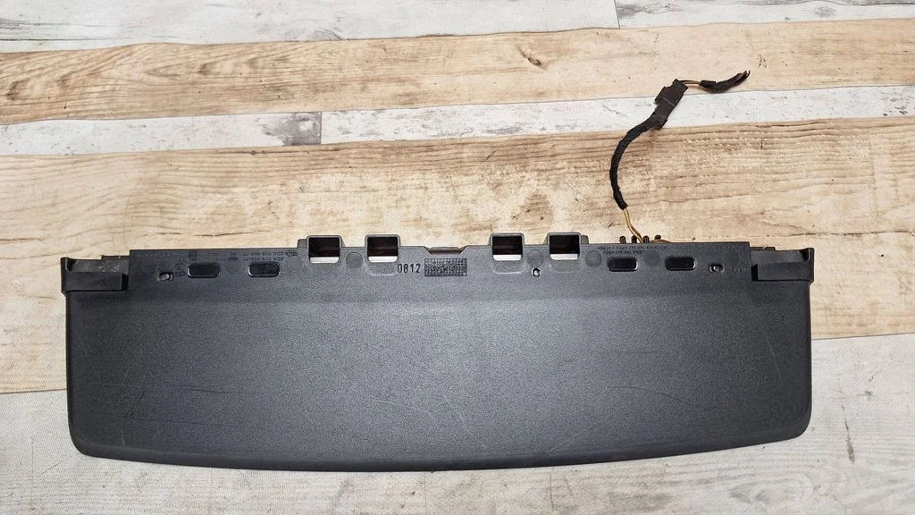 Third/center stoplight – BMW 7 Series F01 F02 F03 F04 (2008-2016)