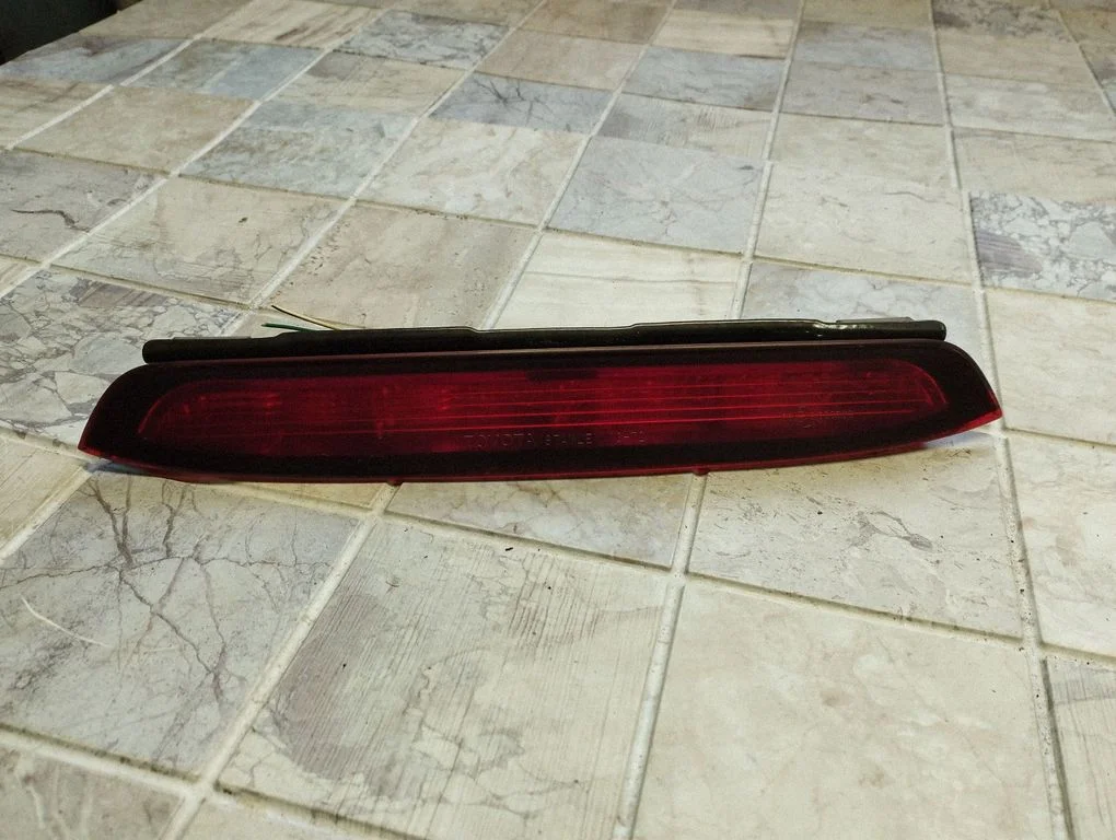 Lisapidurituli – Toyota Corolla Verso E121 (2001-2004)