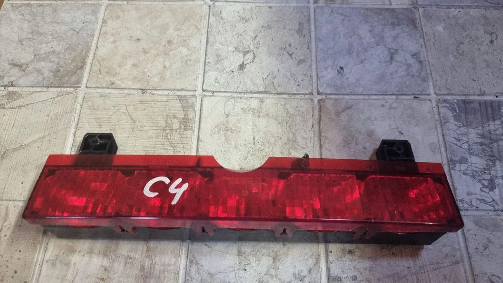 Third/center stoplight – Citroen C4 I (2004-2010)