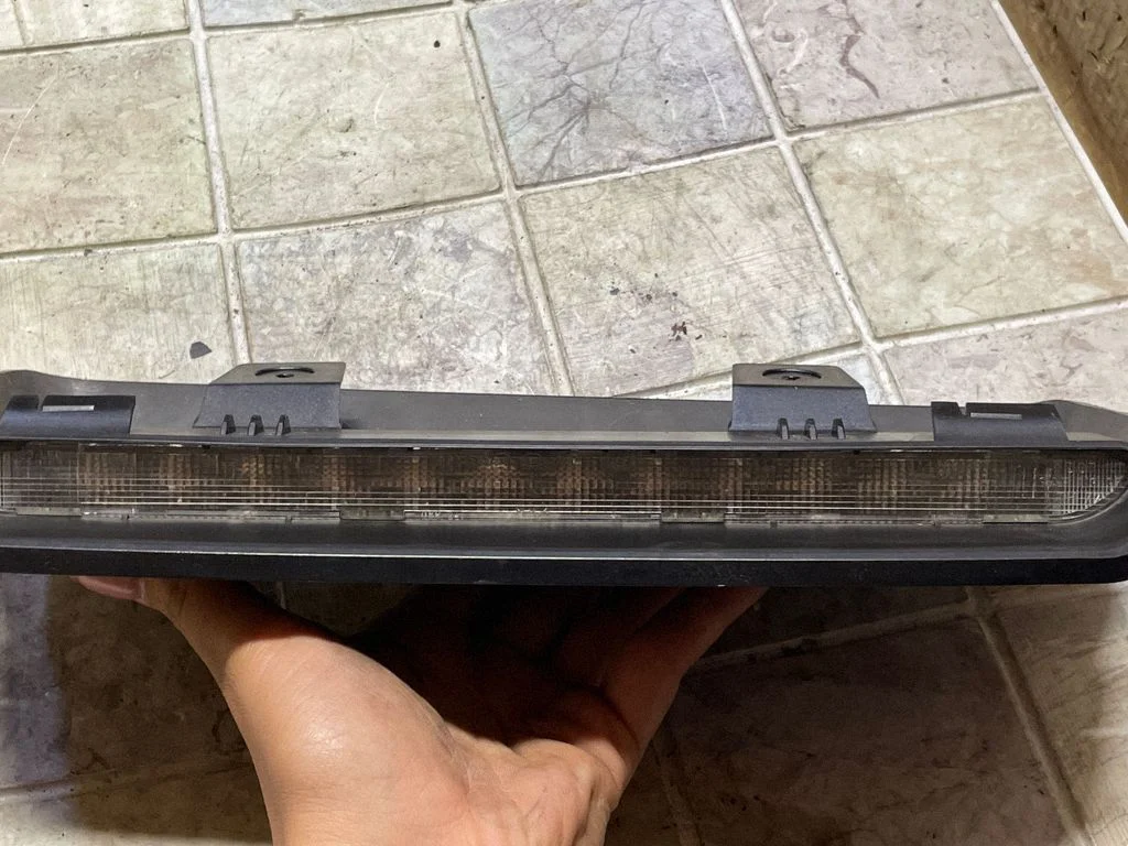 Papildu stopgaismas lukturis – Volvo S40, V40 (1995-2004)