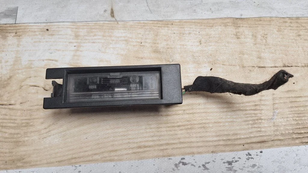 Number plate light 09164143