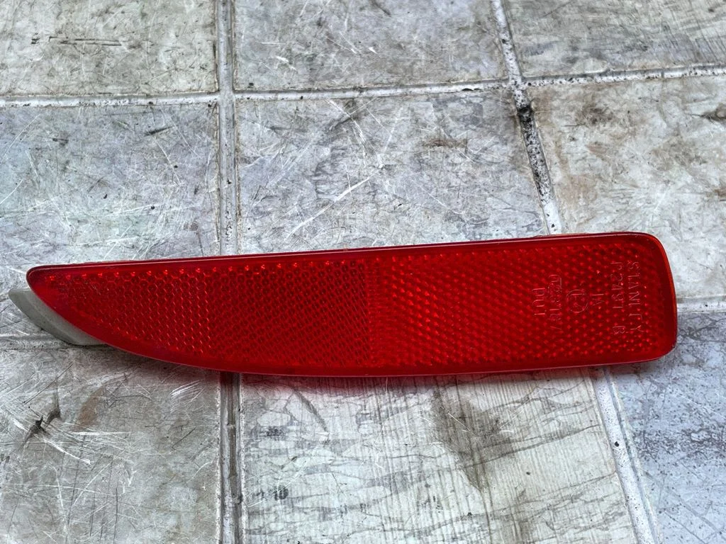 Odblask tylny – Mazda 5 (2005-2010)