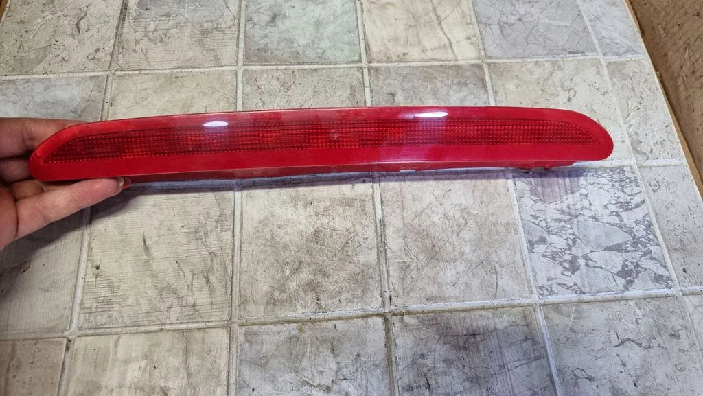 Third/center stoplight 1K6945097A