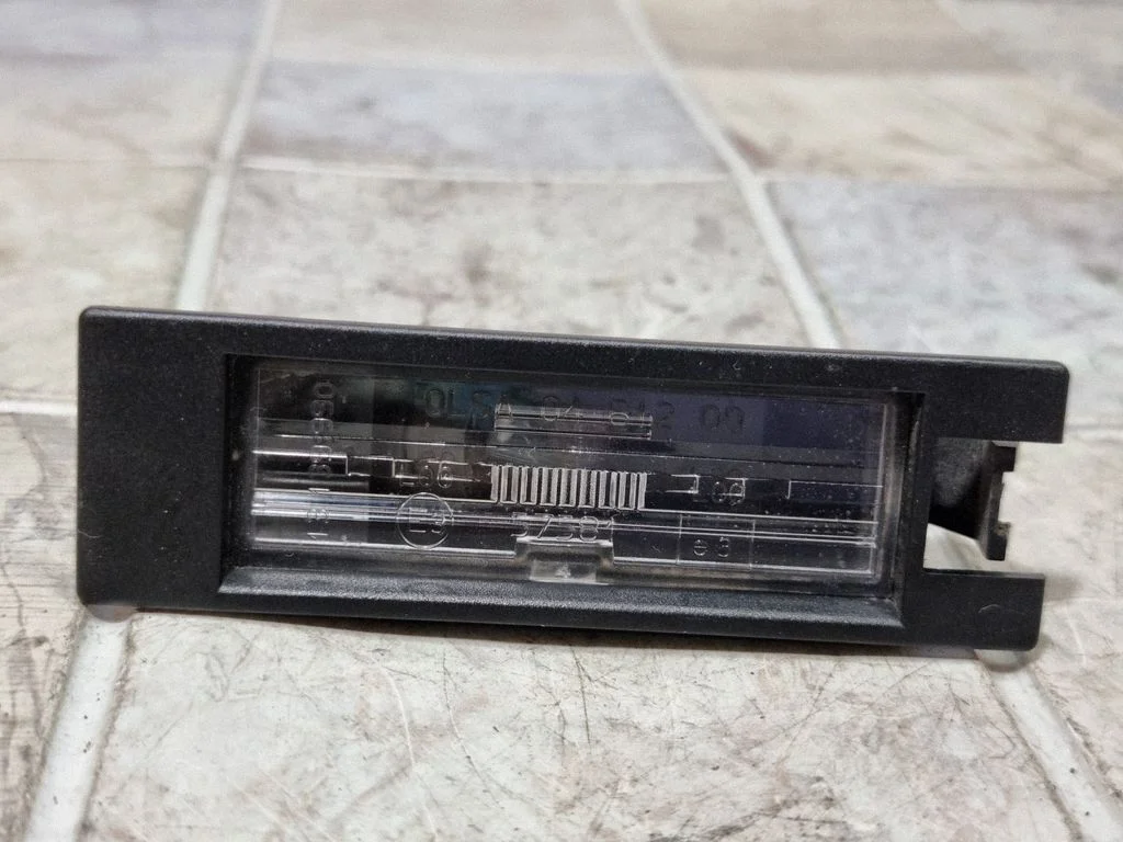 Number plate light 13139990