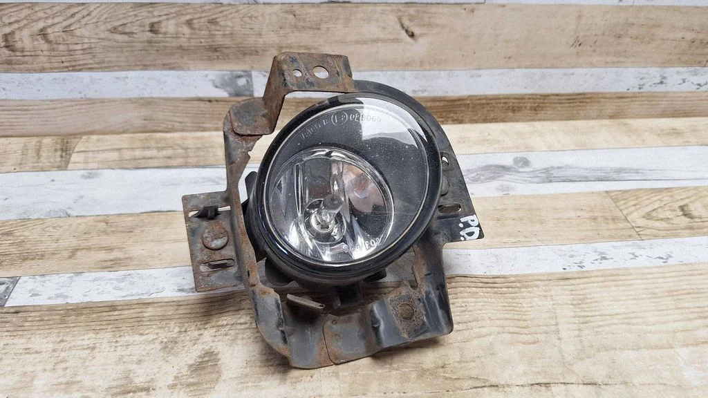 Front fog light 2615089905EW