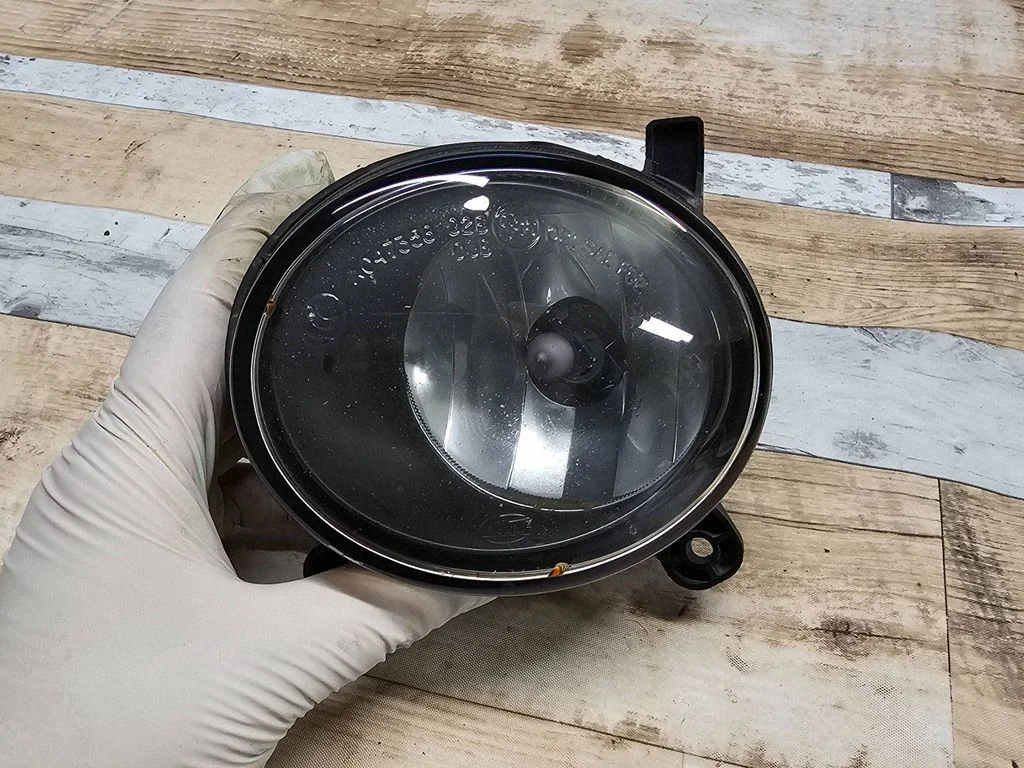 Front fog light 2716490
