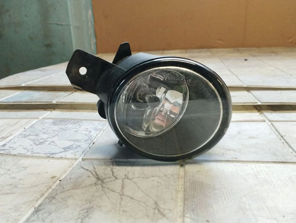 Priekšējais miglas lukturis – Nissan Almera N16 (2000-2010)