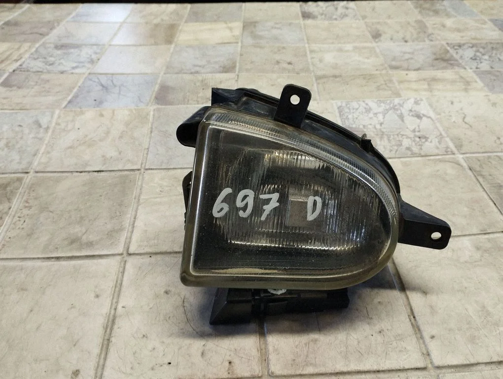 Front fog light – Ford Galaxy (2000-2006)