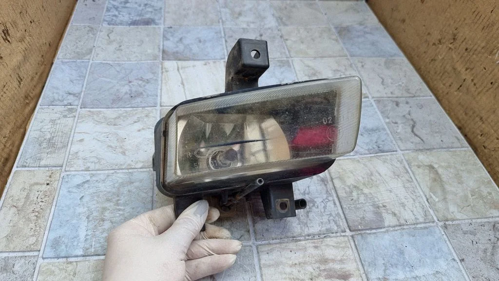 Front fog light – Opel Omega B2 (1999-2003)