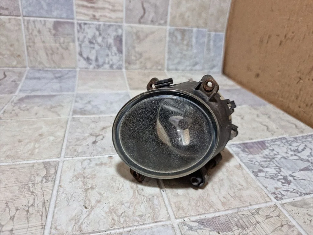 Front fog light – Ford Mondeo Mk III (2000-2007)