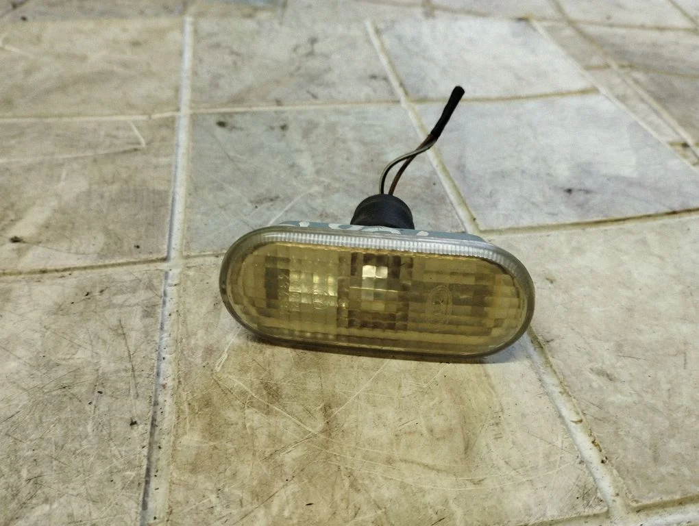 Poritiiva suunatuli – Volkswagen Golf IV (1998-2005)