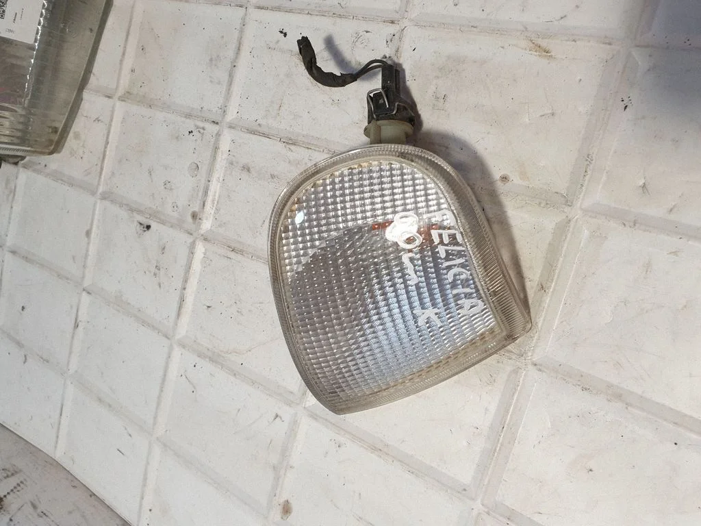 Front indicator light – Skoda Felicia II (1998-2002)