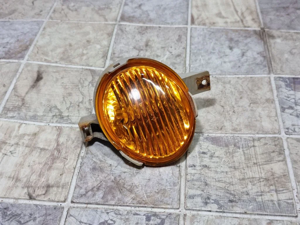 Front indicator light 1042299