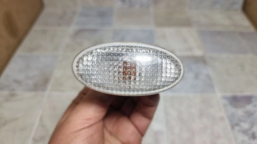 Front indicator light P2828