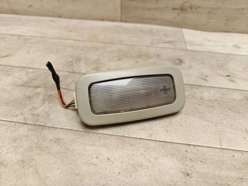 Rear seat light 735306195