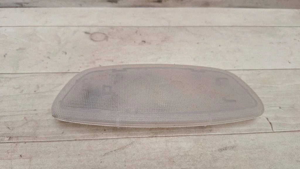 Rear seat light – Mercedes-Benz C-Class W203 (2000-2007)