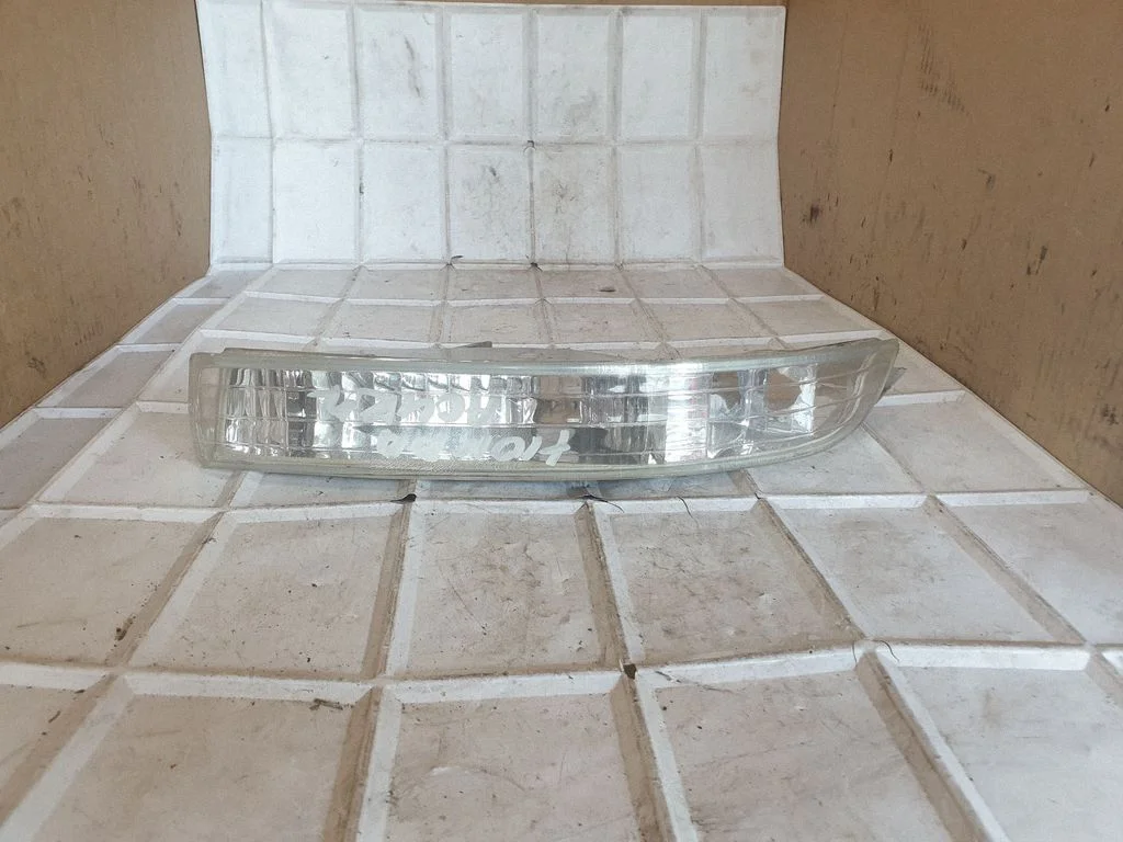 Front indicator light 013171631 – Acura TL (1999-2003)