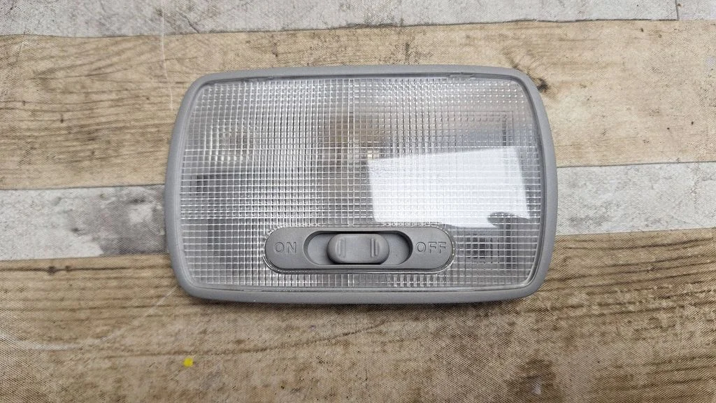 Rear seat light – Honda CR-V (2007-2012)