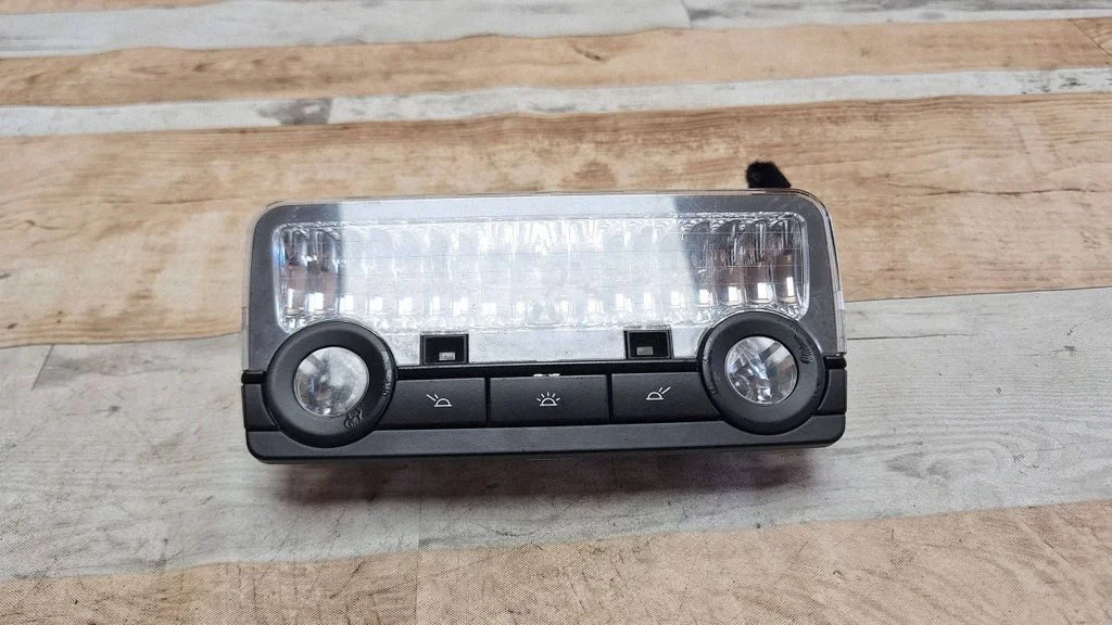 Rear seat light 6570100000