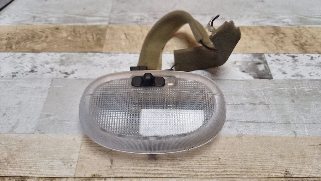 Rear seat light XS4113776BB