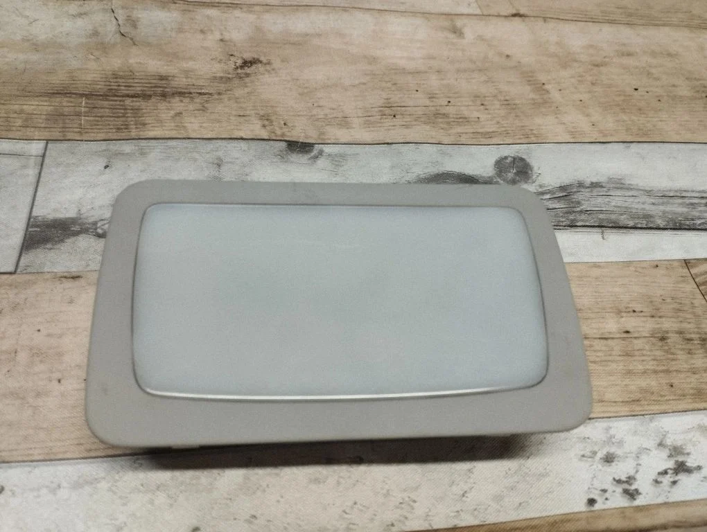 Rear seat light 4F9947123