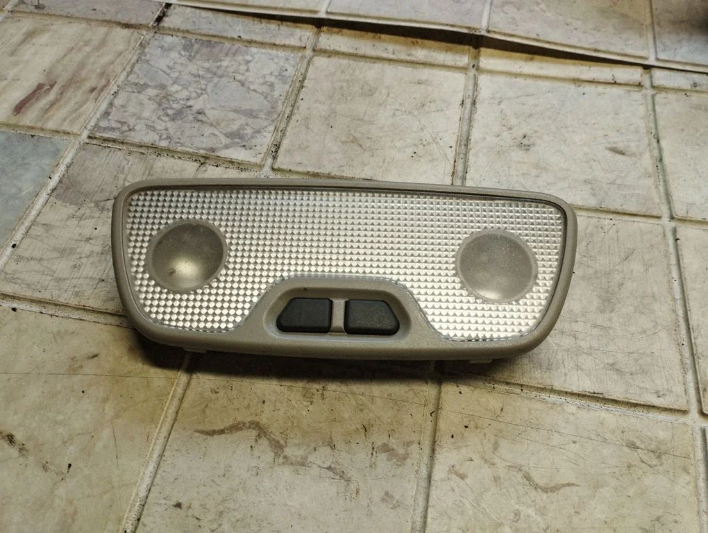 Rear seat light – Volvo V50 (2004-2007)