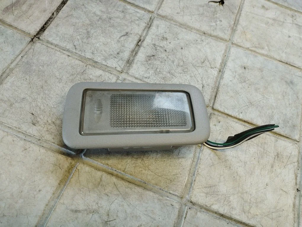 Rear seat light MN179732ZZ