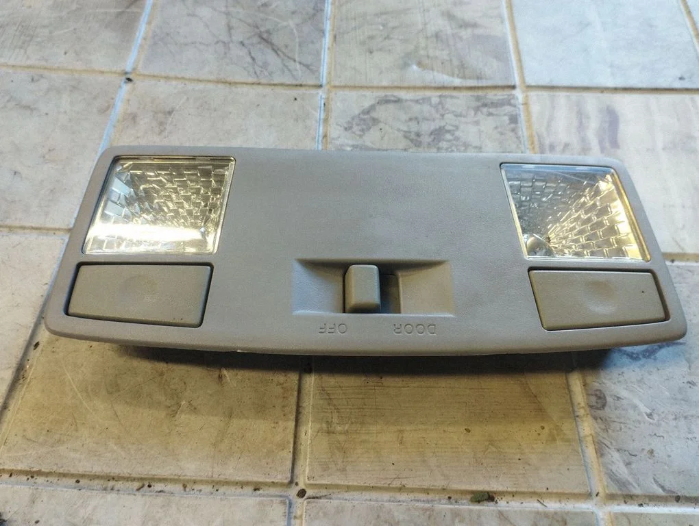 Rear seat light – Mazda 6 (2002-2008)