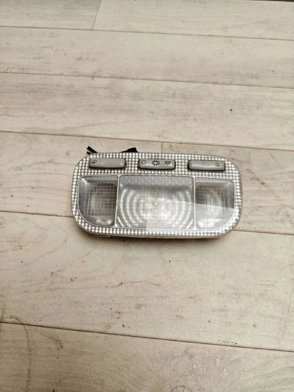 Front seat light 9680713880