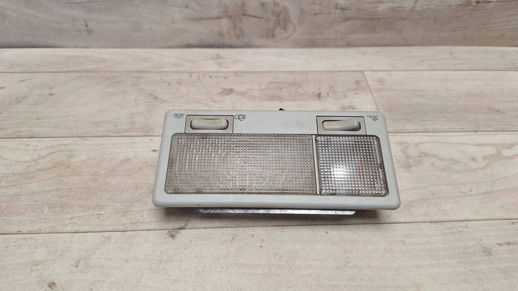 Front seat light 7M0947105C