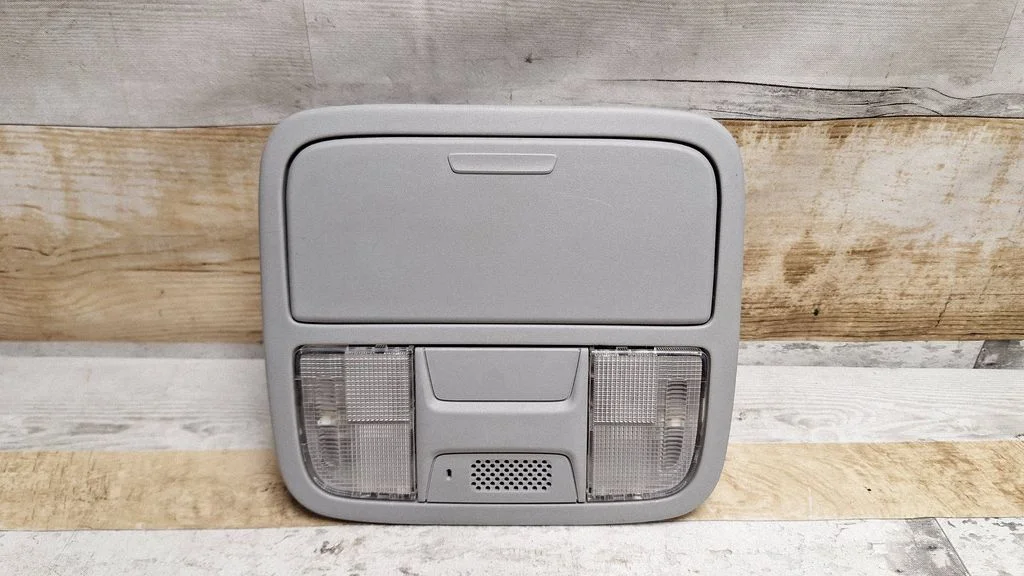 Front seat light – Honda CR-V (2007-2012)
