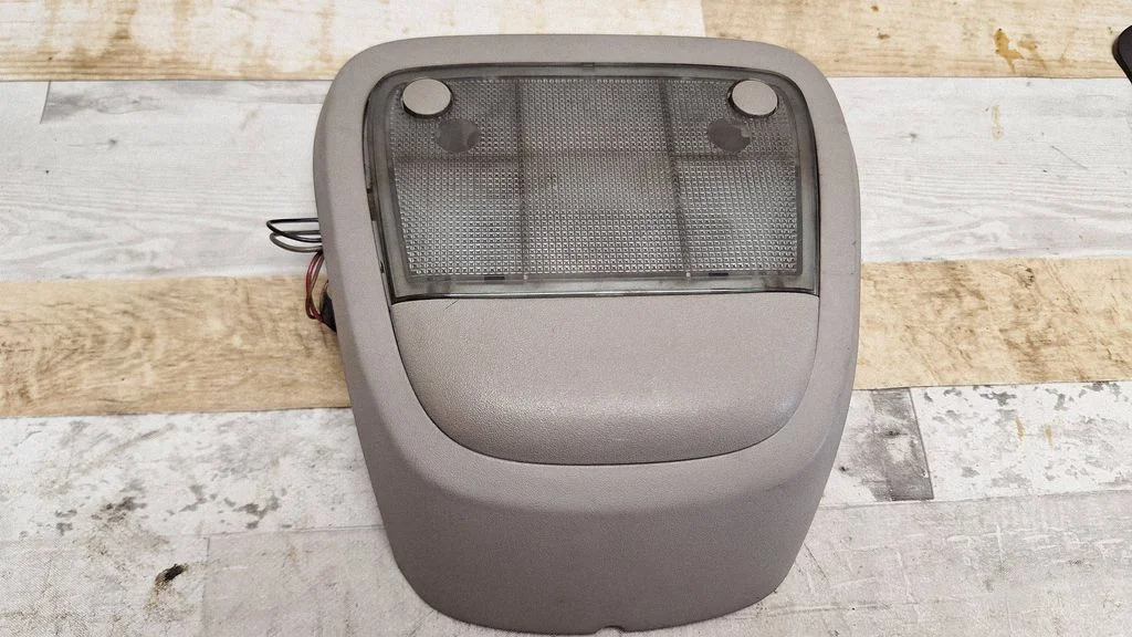 Front seat light 13169298