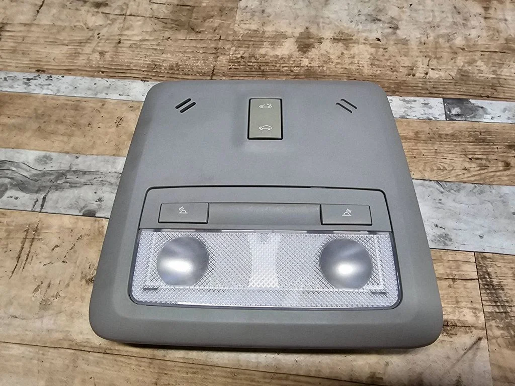 Front seat light 95292403