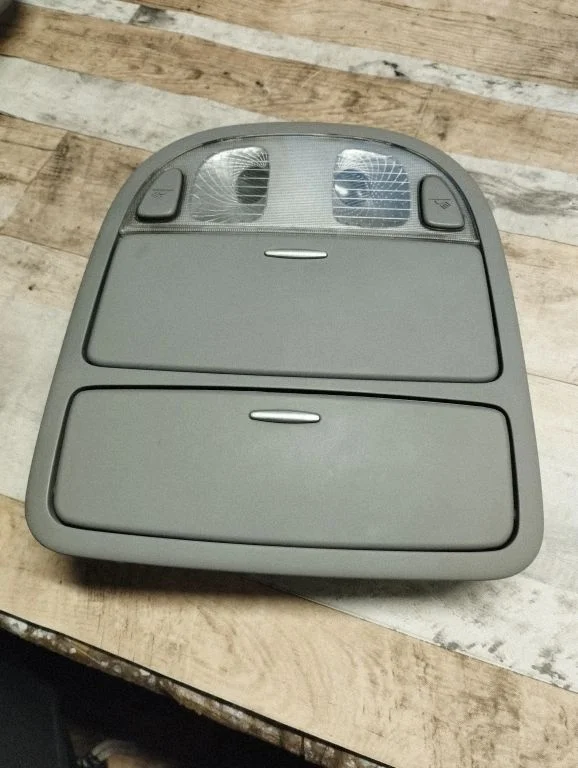Front seat light 928002BXXX