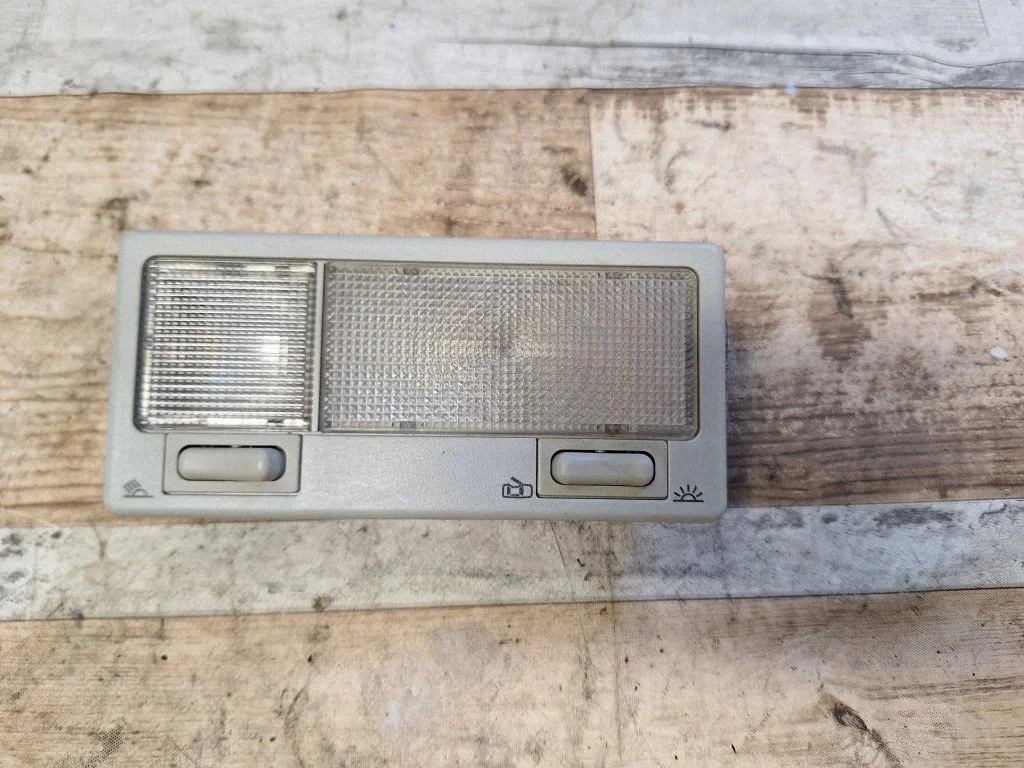 Front seat light 7M0947105C