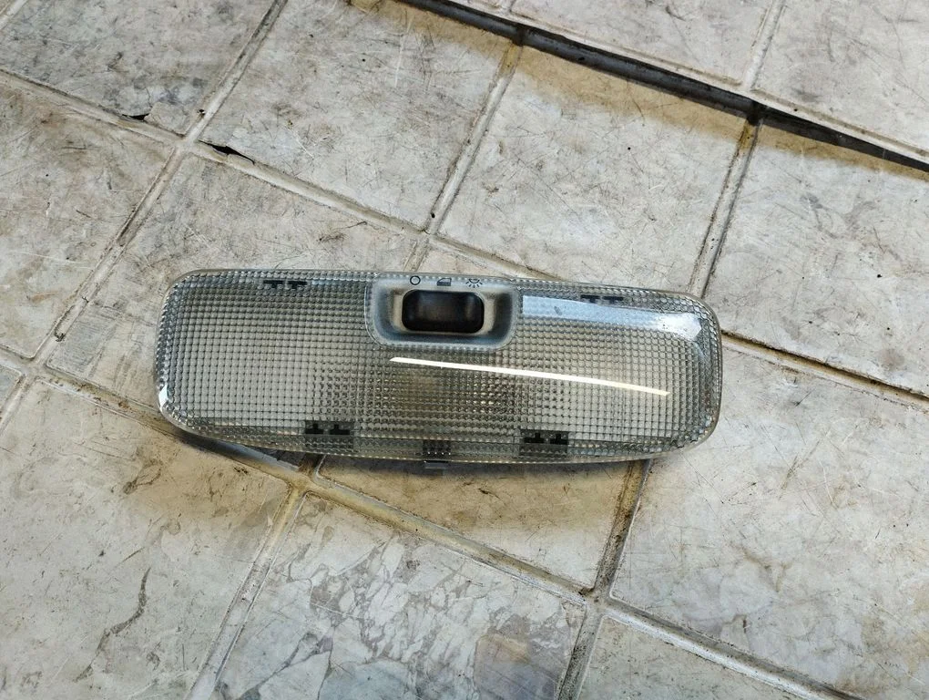 Front seat light 3S7A13776AA