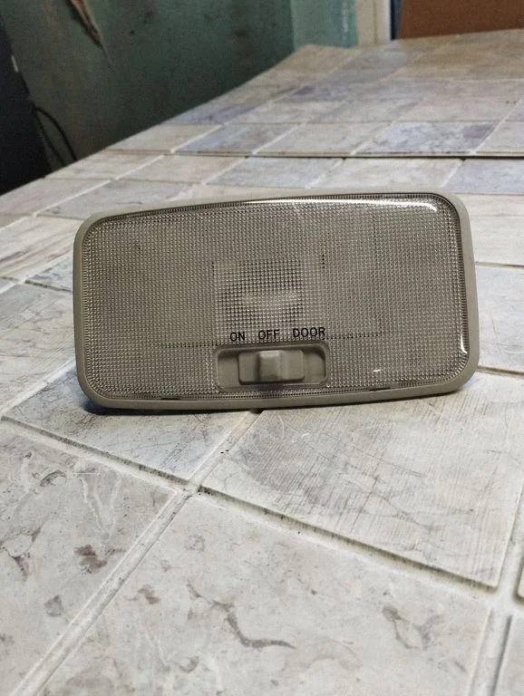 Front seat light – Toyota Auris 150 (2006-2012)